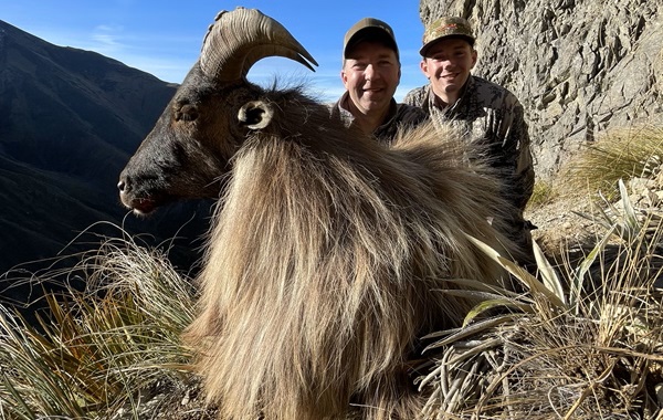 Tahr 2023